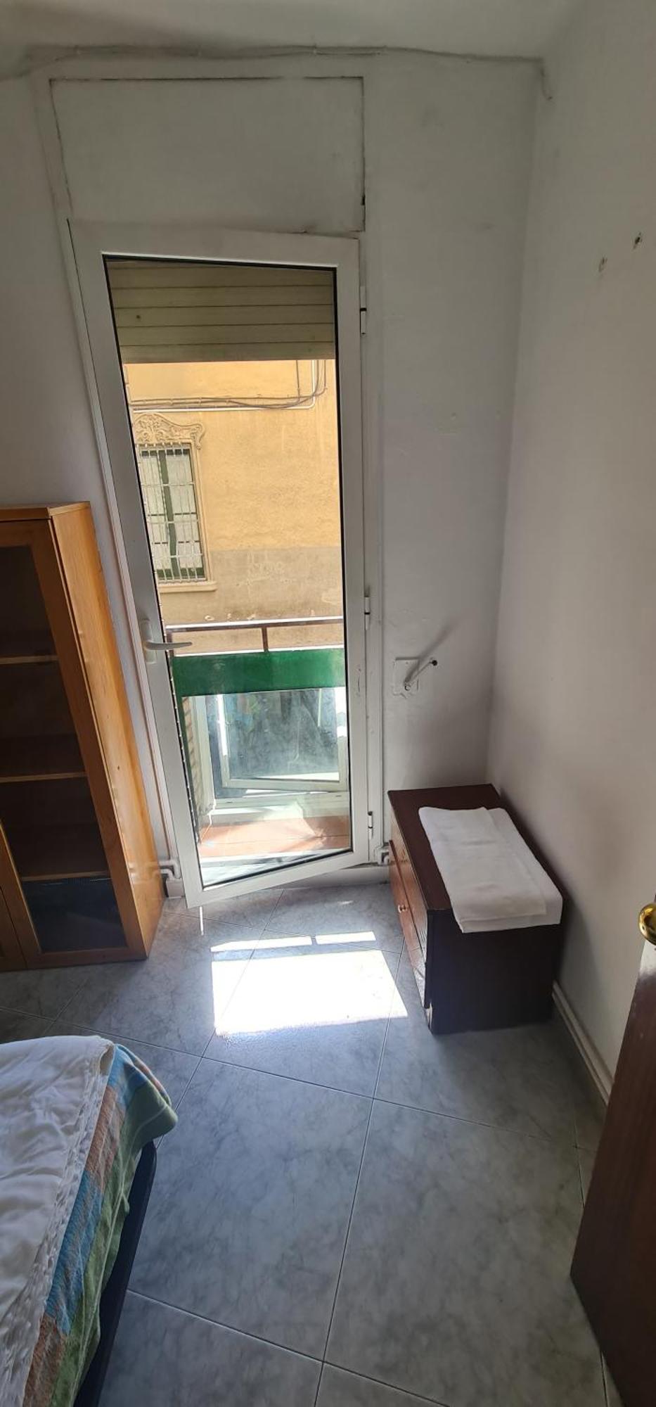 Sunny Room In A Shared Apartment In Rubi Exterior photo